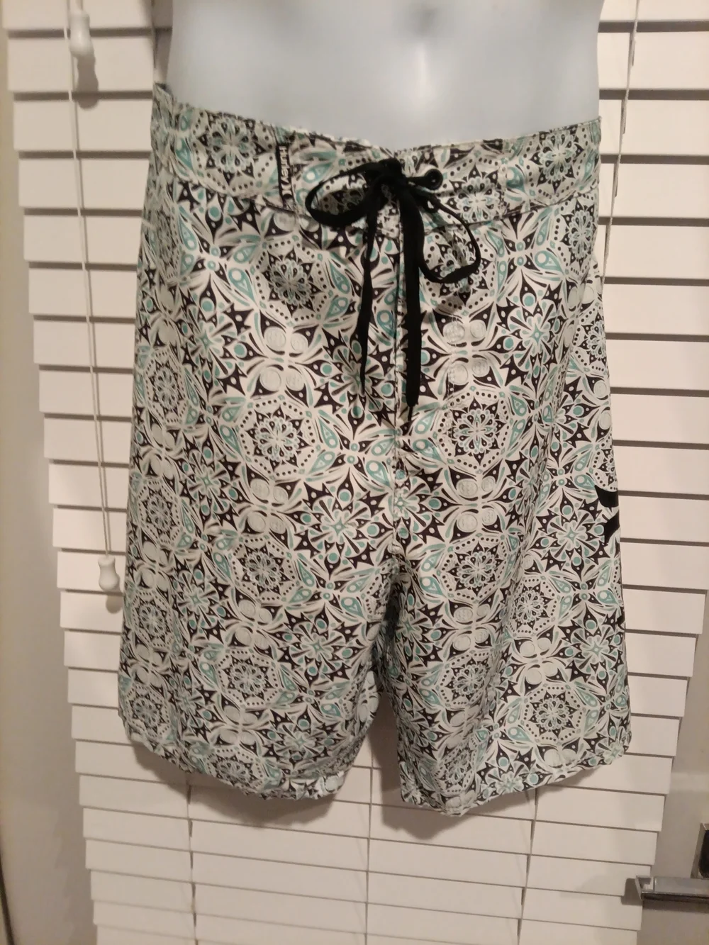 Hurley Mint & Black Paisley Swim Shorts Size 36